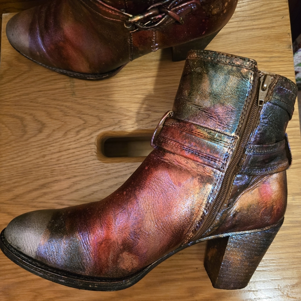 HANDCRAFTED Upcycled Leather Boots HANDPAINTED Size 9M Ankle Bootie Wearable Art - Picture 12 of 17